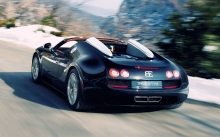  Bugatti Veyron  